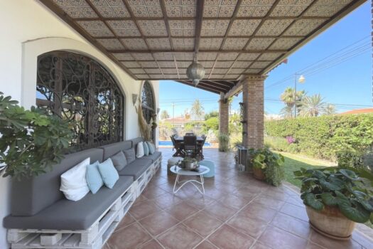 5 bedroom Villa for sale in Torrevieja