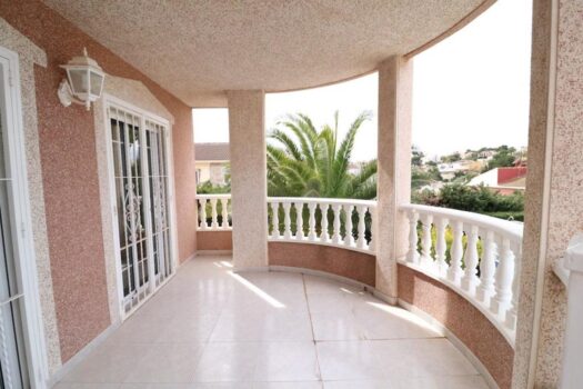 3 bedroom Villa for sale in Torrevieja
