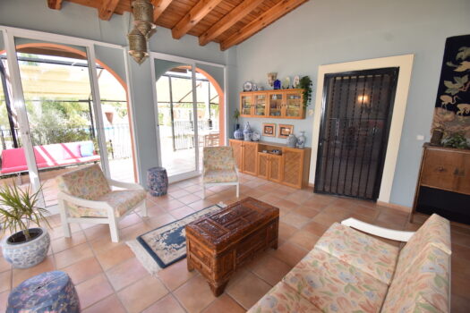 7 bedroom Finca for sale in Catral