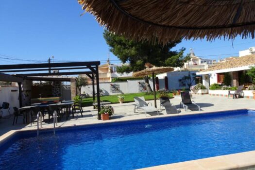 9 bedroom Villa for sale in Cabo Roig