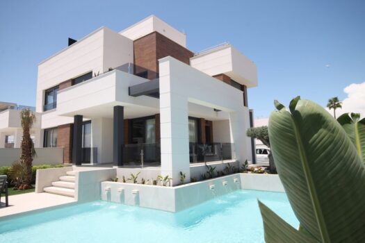 3 bedroom Villa for sale in Torrevieja