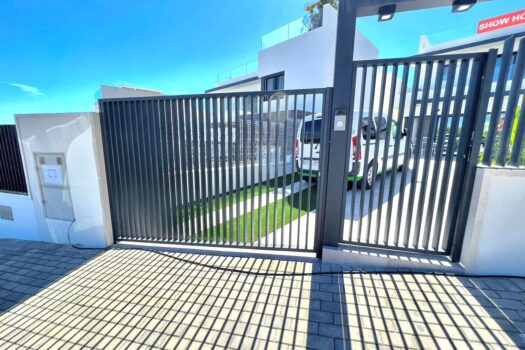 3 bedroom Villa for sale in San Miguel de Salinas