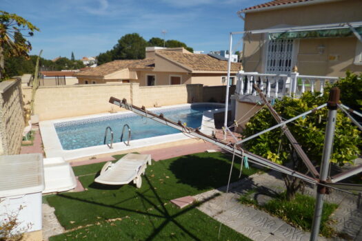 5 bedroom Villa for sale in Los Balcones