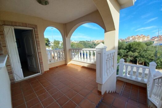 3 bedroom Villa for sale in Villamartin
