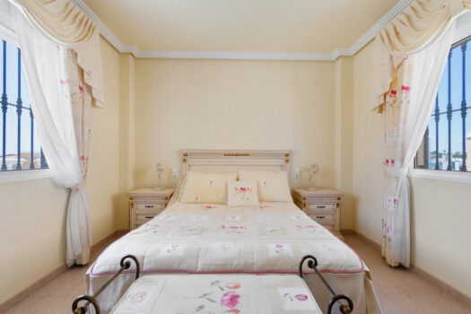 4 bedroom Villa for sale in Orihuela Costa