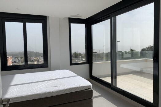 4 bedroom Villa for sale in Polop