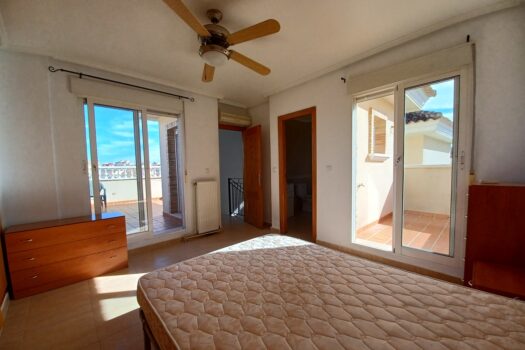 3 bedroom Villa for sale in Villamartin