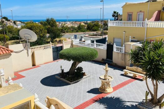 3 bedroom Townhouse for sale in Villamartin