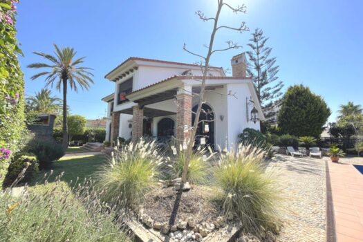 5 bedroom Villa for sale in Torrevieja