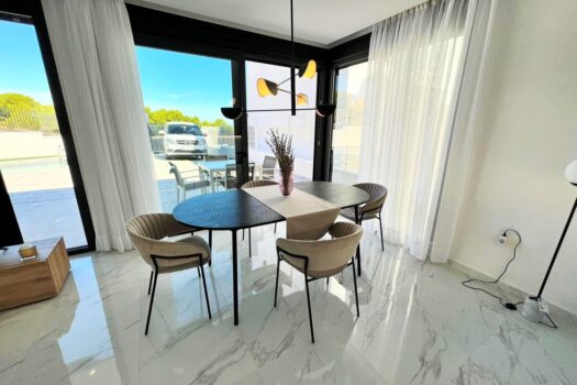 3 bedroom Villa for sale in San Miguel de Salinas