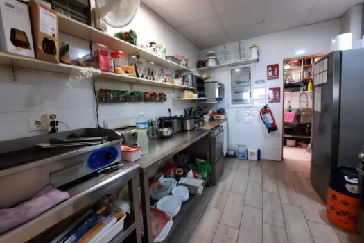 Commercial for sale in Villamartin