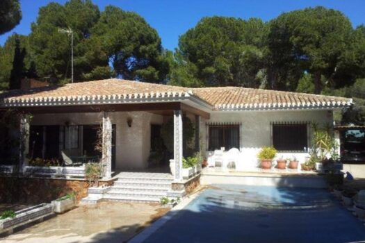 6 bedroom Villa for sale in Campoamor