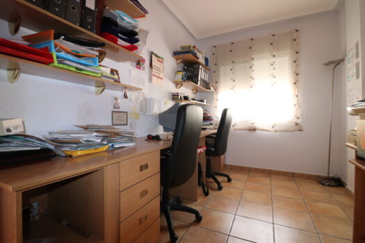 3 bedroom Townhouse for sale in Redovan