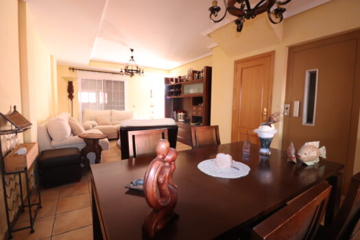 3 bedroom Townhouse for sale in Redovan