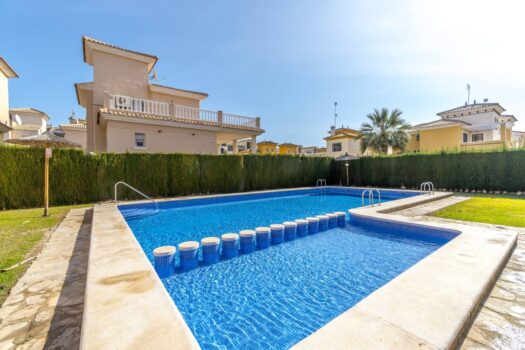4 bedroom Villa for sale in Orihuela Costa