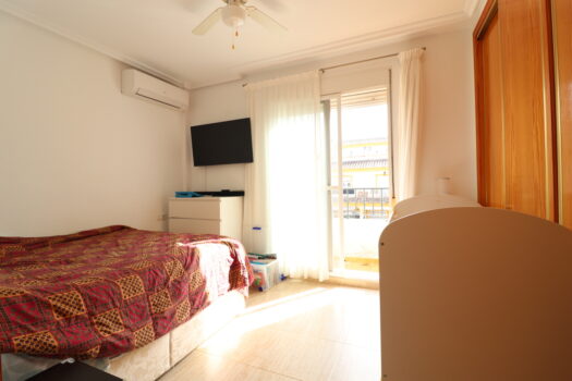 3 bedroom Townhouse for sale in Daya Nueva