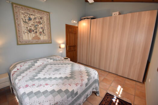 7 bedroom Finca for sale in Catral