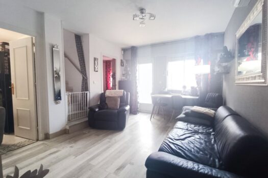 2 bedroom Villa for sale in Torrevieja