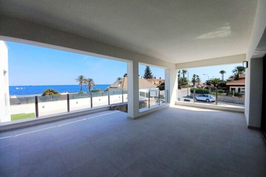 5 bedroom Villa for sale in Torrevieja
