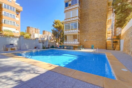 2 bedroom Apartment for sale in Benidorm