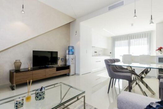 2 bedroom Villa for sale in Torrevieja