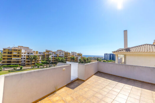 2 bedroom Penthouse for sale in Punta Prima