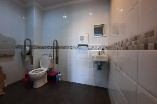 Commercial for sale in Villamartin