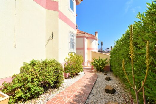 2 bedroom Villa for sale in Orihuela Costa