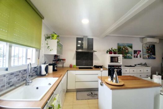 3 bedroom Villa for sale in Polop