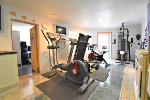 4 bedroom Villa for sale in Orihuela Costa