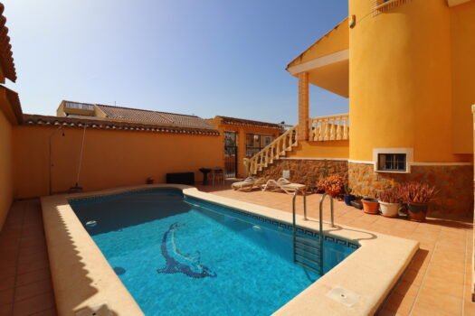 3 bedroom Villa for sale in Algorfa