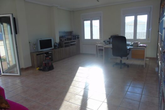 3 bedroom Townhouse for sale in Heredades