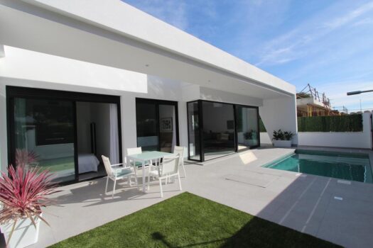 3 bedroom Villa for sale in Pinar de Campoverde