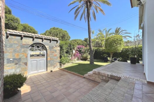 5 bedroom Villa for sale in Torrevieja