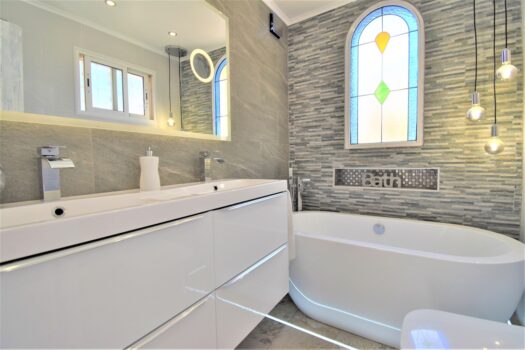 4 bedroom Villa for sale in Orihuela Costa