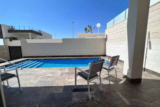 3 bedroom Villa for sale in Villamartin
