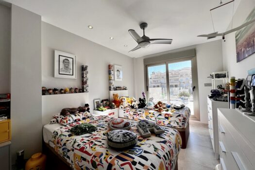 3 bedroom Villa for sale in Villamartin