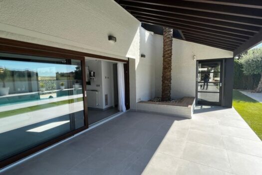 4 bedroom Villa for sale in Sucina