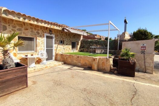 5 bedroom Finca for sale in Elche