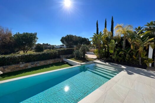 4 bedroom Villa for sale in Las Colinas Golf Resort