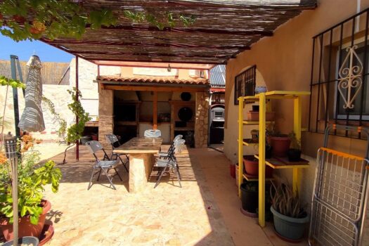 5 bedroom Finca for sale in Elche