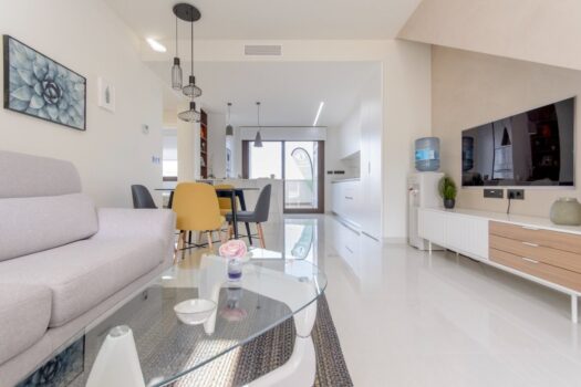 2 bedroom Villa for sale in Torrevieja