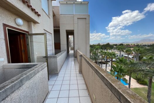 3 bedroom Apartment for sale in Alicante
