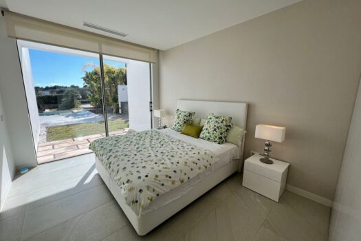 4 bedroom Villa for sale in Las Colinas Golf Resort