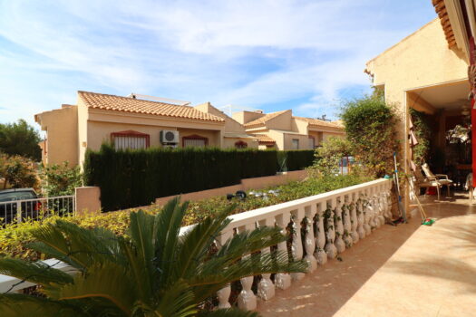 2 bedroom Villa for sale in Algorfa