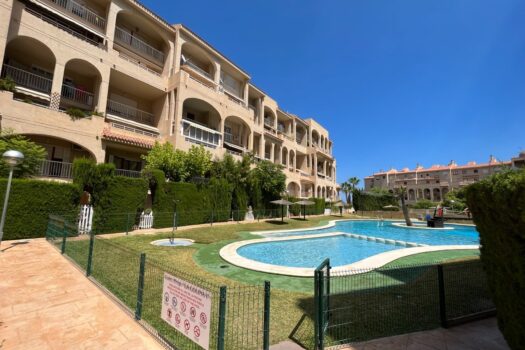 3 bedroom Apartment for sale in Alicante