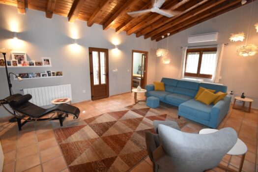 7 bedroom Finca for sale in Catral