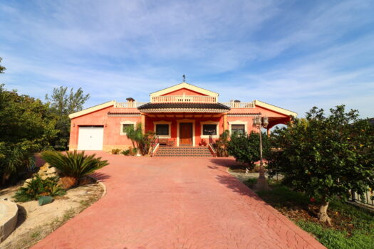 4 bedroom Villa for sale in Orihuela