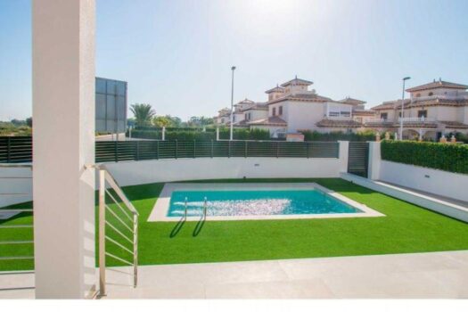 3 bedroom Villa for sale in La Marina