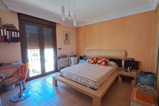 5 bedroom Villa for sale in Torrevieja